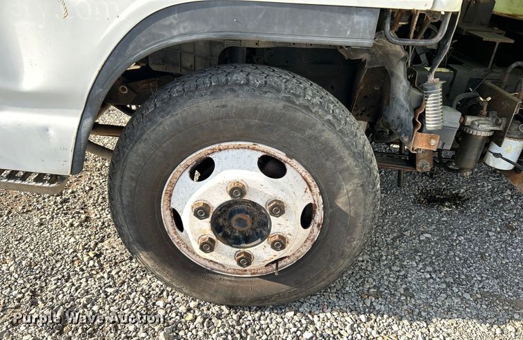 image for item NL9407 2002 GMC W4500  dump truck