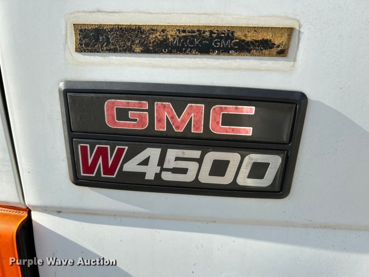 image for item NL9407 2002 GMC W4500  dump truck