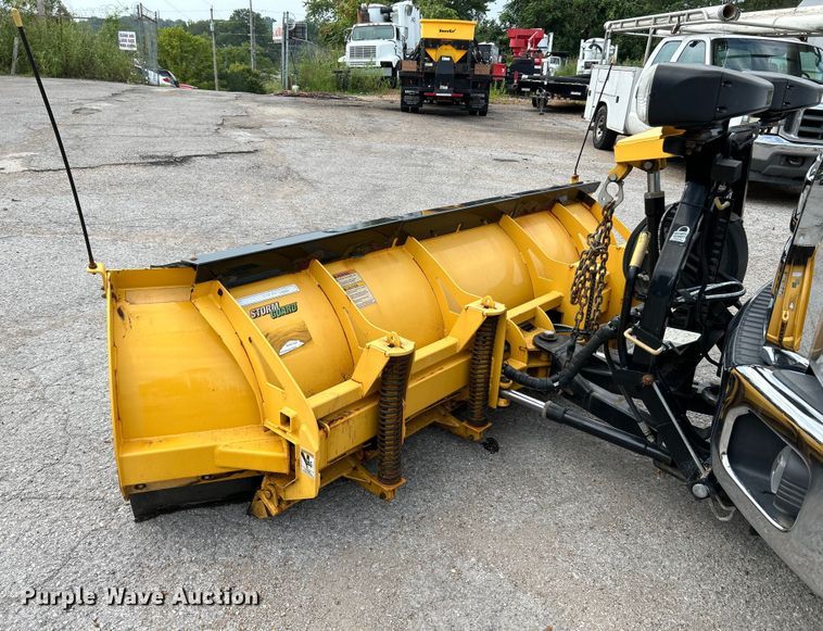 image for item NL9409 2016 Ford F350 Super Duty XLT  Crew Cab pickup truck