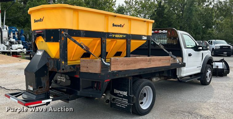 image for item NL9410 2019 Ford F550 Super Duty XL  flatbed truck