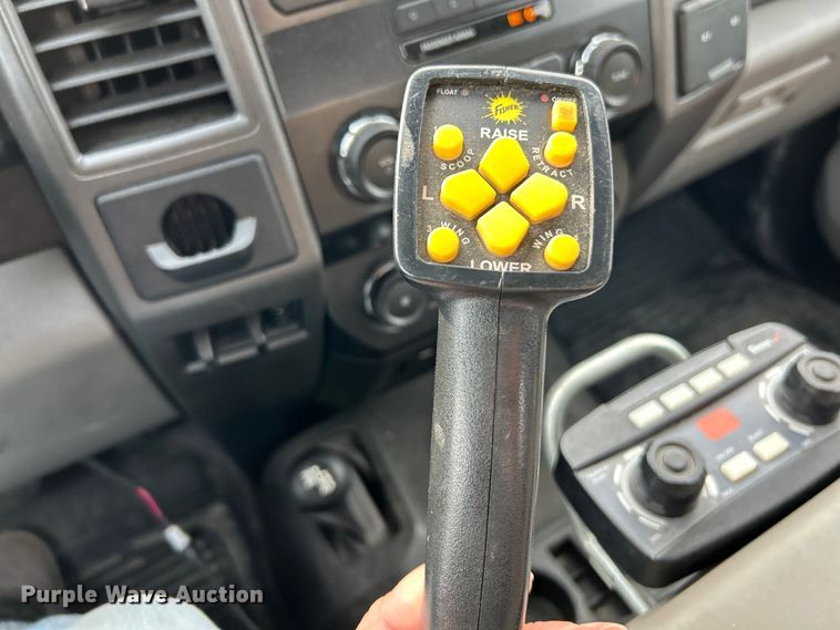 image for item NL9410 2019 Ford F550 Super Duty XL  flatbed truck