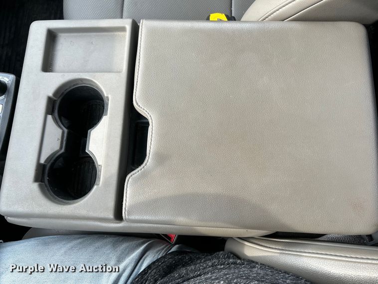 image for item NL9410 2019 Ford F550 Super Duty XL  flatbed truck