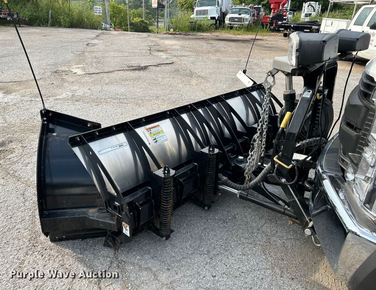 image for item NL9410 2019 Ford F550 Super Duty XL  flatbed truck