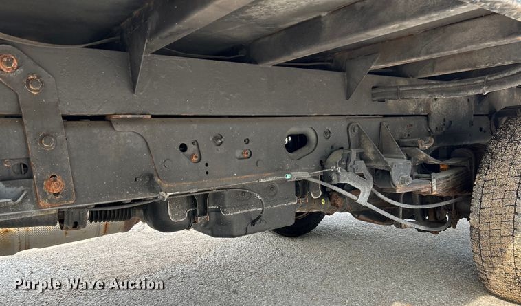 image for item NL9410 2019 Ford F550 Super Duty XL  flatbed truck