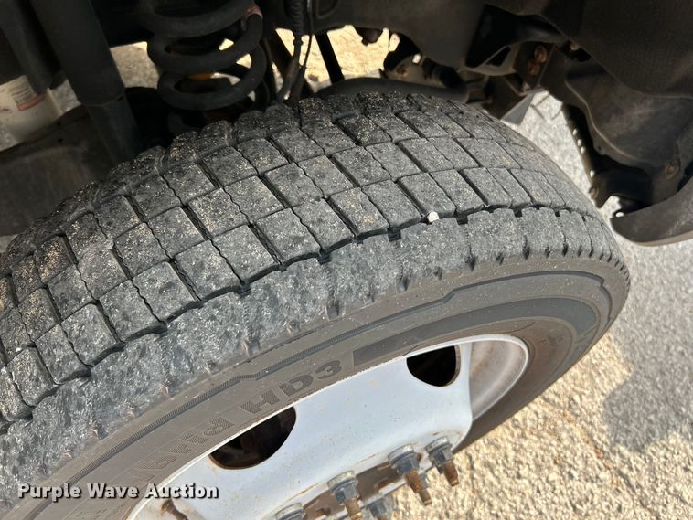 image for item NL9410 2019 Ford F550 Super Duty XL  flatbed truck