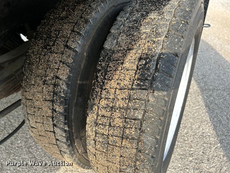 image for item NL9410 2019 Ford F550 Super Duty XL  flatbed truck