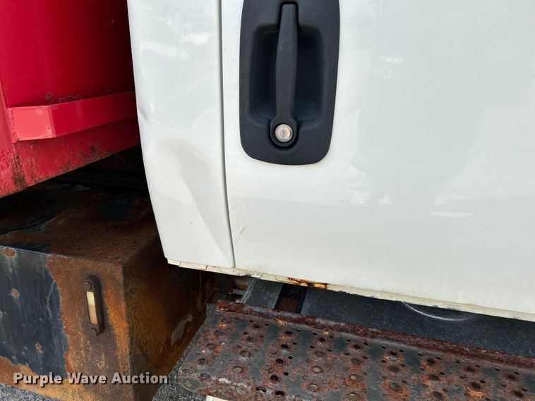 image for item NL9411 2007 International 4300  dump truck