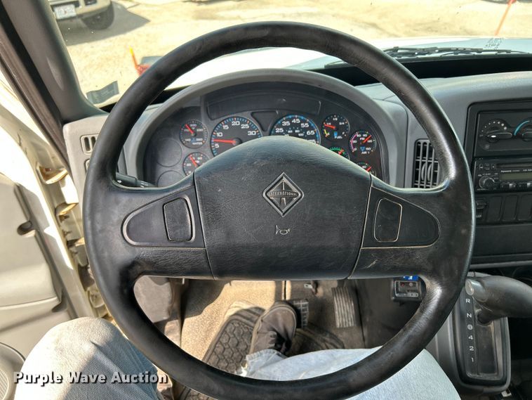 image for item NL9411 2007 International 4300  dump truck