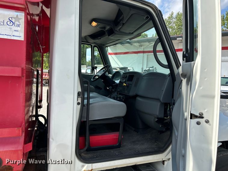 image for item NL9411 2007 International 4300  dump truck