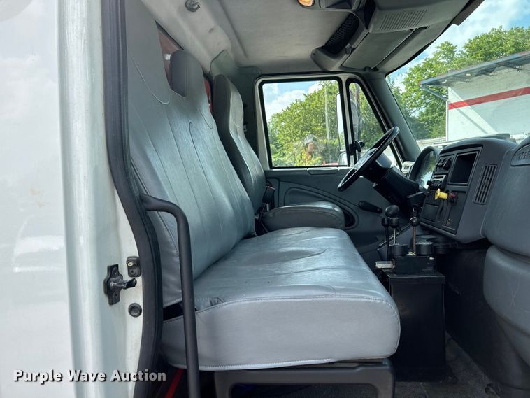 image for item NL9411 2007 International 4300  dump truck