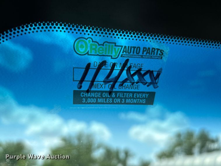 image for item NL9413 2015 Ford F350 Super Duty XLT  Crew Cab pickup truck