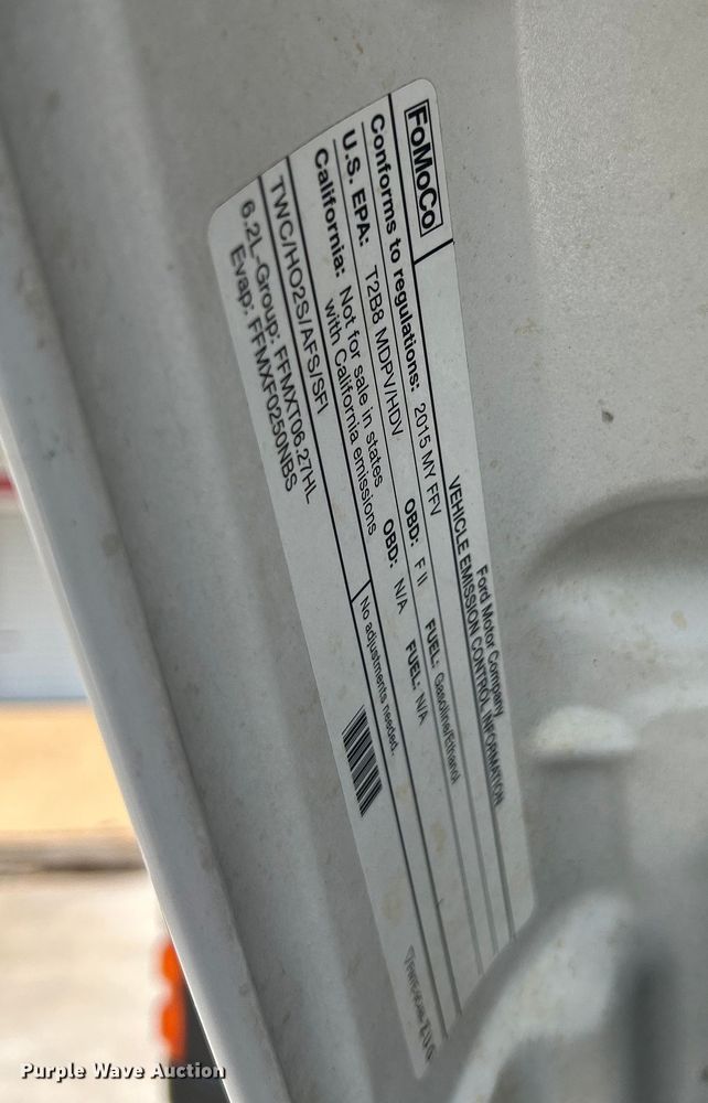 image for item NL9413 2015 Ford F350 Super Duty XLT  Crew Cab pickup truck