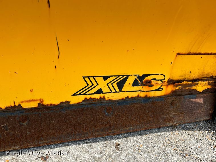 image for item NL9413 2015 Ford F350 Super Duty XLT  Crew Cab pickup truck