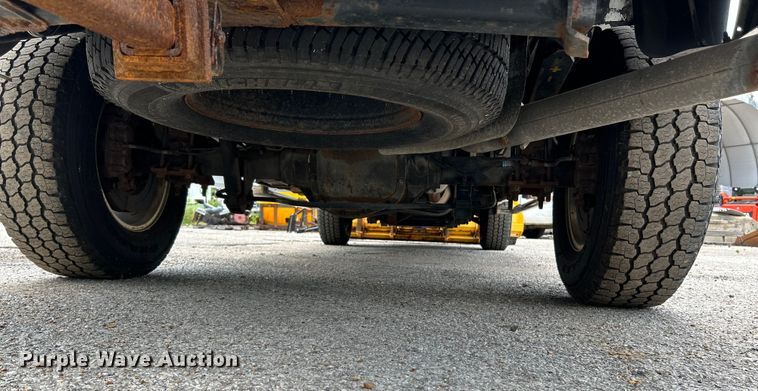 image for item NL9413 2015 Ford F350 Super Duty XLT  Crew Cab pickup truck