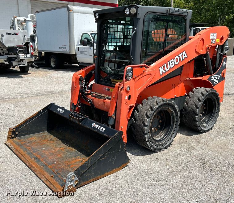 image for item NL9414 2017 Kubota SSV75  skid steer loader