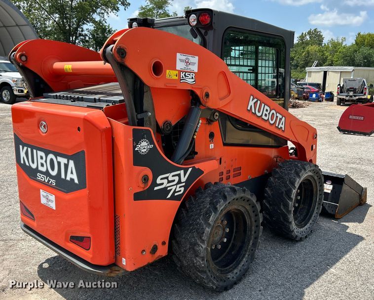 image for item NL9414 2017 Kubota SSV75  skid steer loader