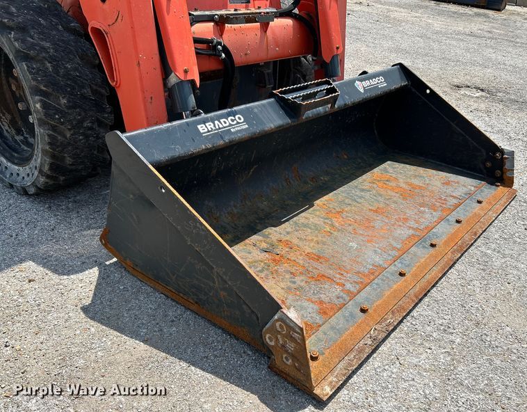 image for item NL9414 2017 Kubota SSV75  skid steer loader