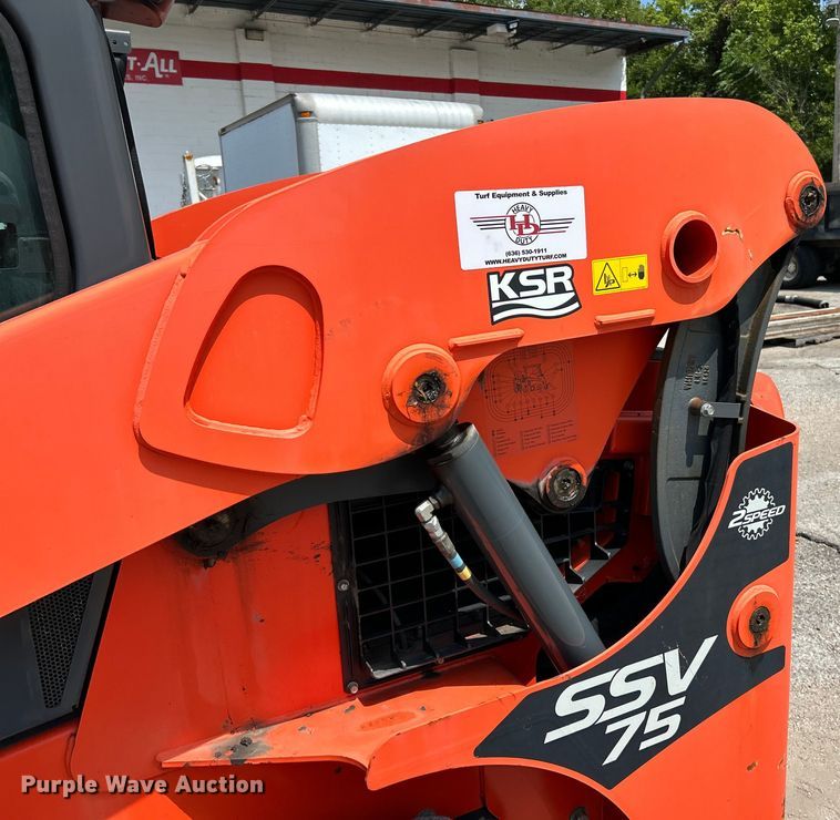 image for item NL9414 2017 Kubota SSV75  skid steer loader
