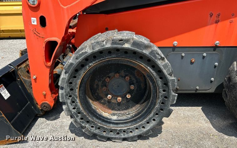 image for item NL9414 2017 Kubota SSV75  skid steer loader