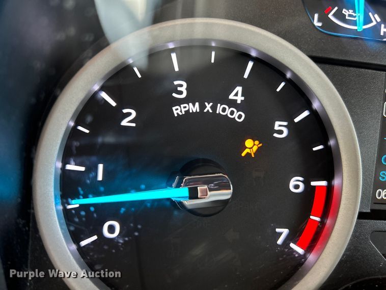 image for item NL9415 2019 Ford F350 Super Duty XLT  Crew Cab pickup truck