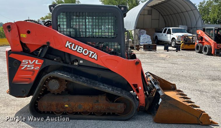 image for item NL9416 2018 Kubota SVL75-2  tracked skid steer loader