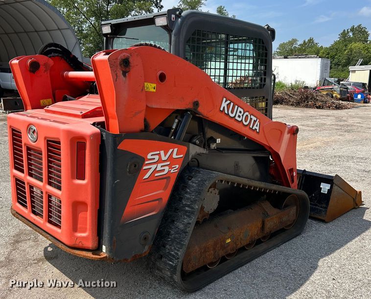 image for item NL9416 2018 Kubota SVL75-2  tracked skid steer loader