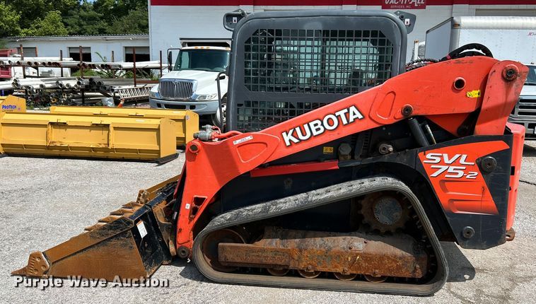 image for item NL9416 2018 Kubota SVL75-2  tracked skid steer loader