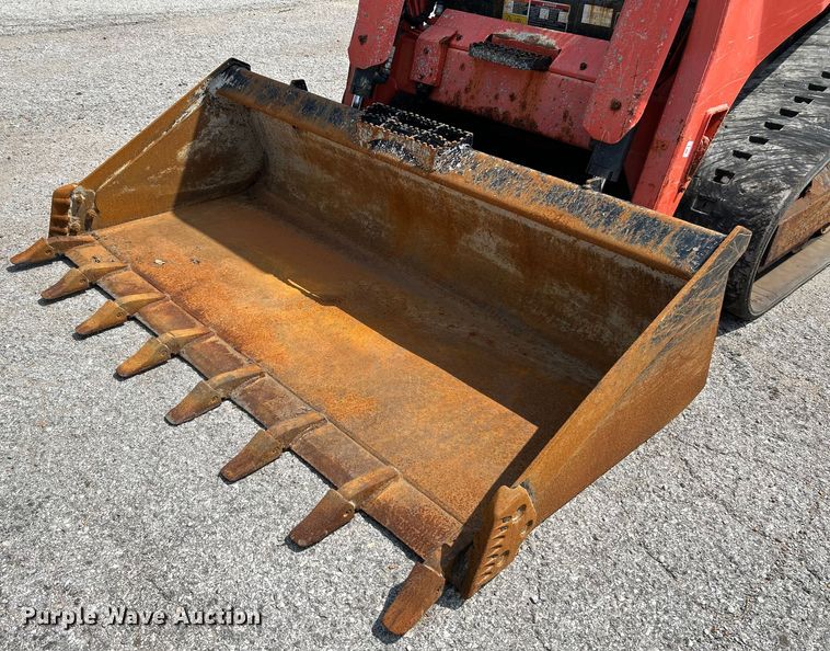 image for item NL9416 2018 Kubota SVL75-2  tracked skid steer loader
