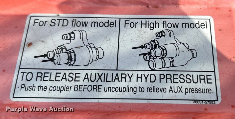 image for item NL9416 2018 Kubota SVL75-2  tracked skid steer loader