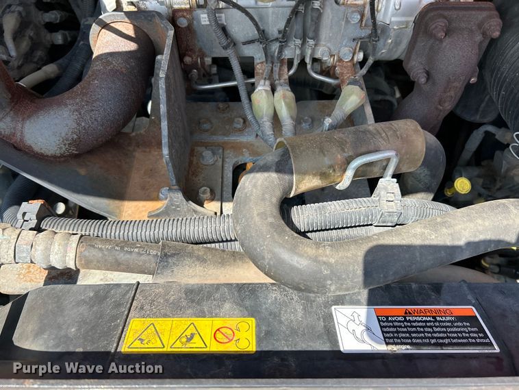 image for item NL9416 2018 Kubota SVL75-2  tracked skid steer loader