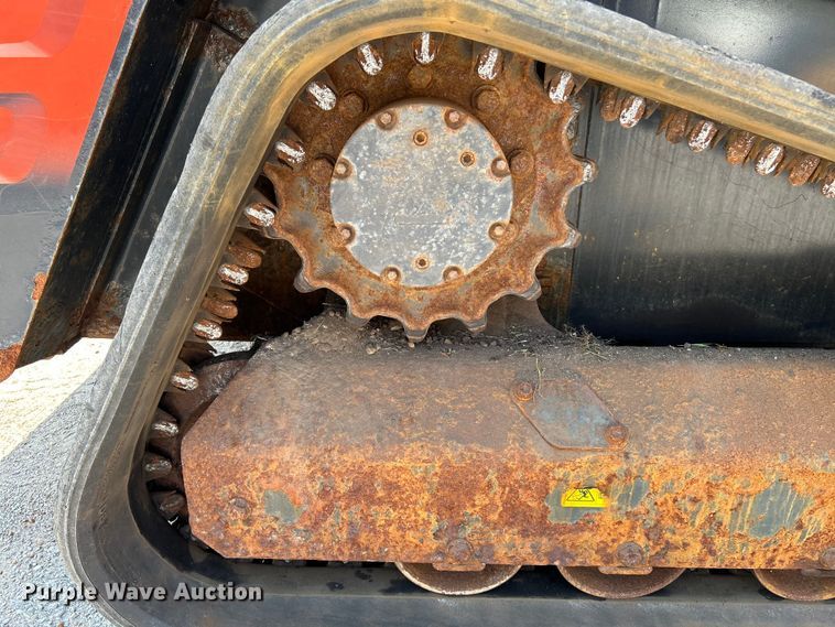 image for item NL9416 2018 Kubota SVL75-2  tracked skid steer loader