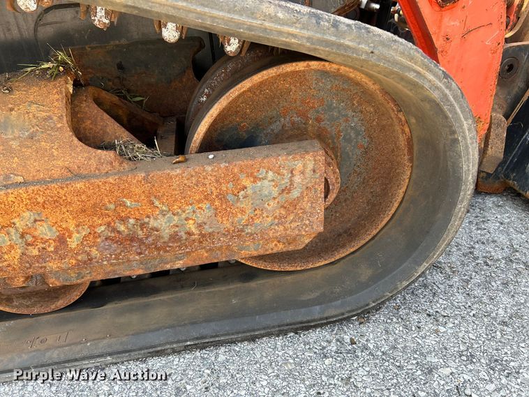 image for item NL9416 2018 Kubota SVL75-2  tracked skid steer loader