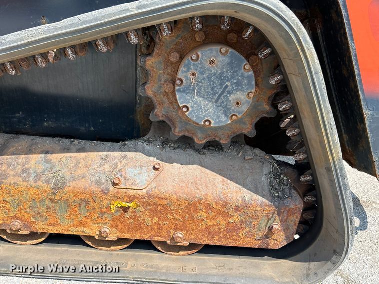 image for item NL9416 2018 Kubota SVL75-2  tracked skid steer loader