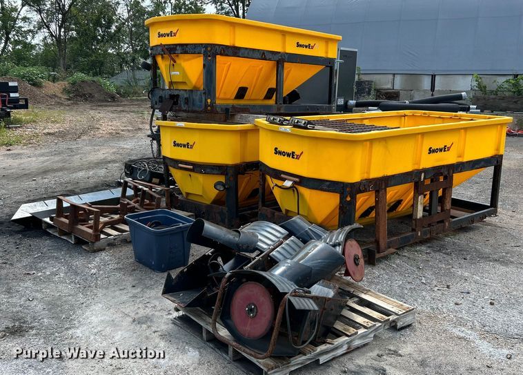 image for item NL9423 (3) SnowEx spreaders