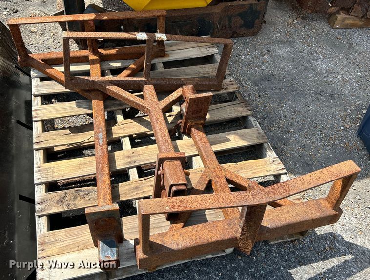 image for item NL9423 (3) SnowEx spreaders