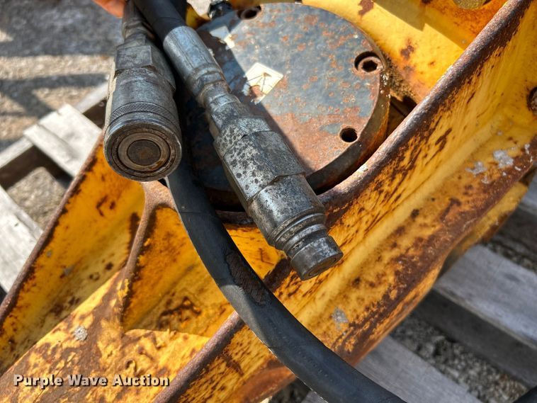 image for item NL9424 Atlas Copco SBC 410 II  breaker