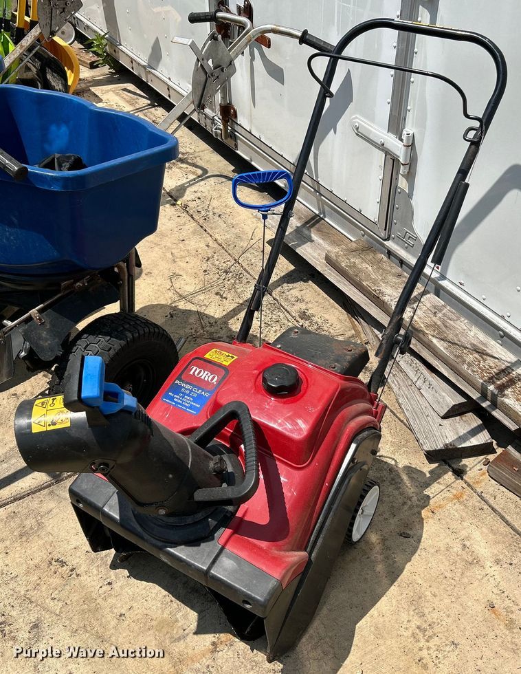 image for item NL9427 Snow removal equipment