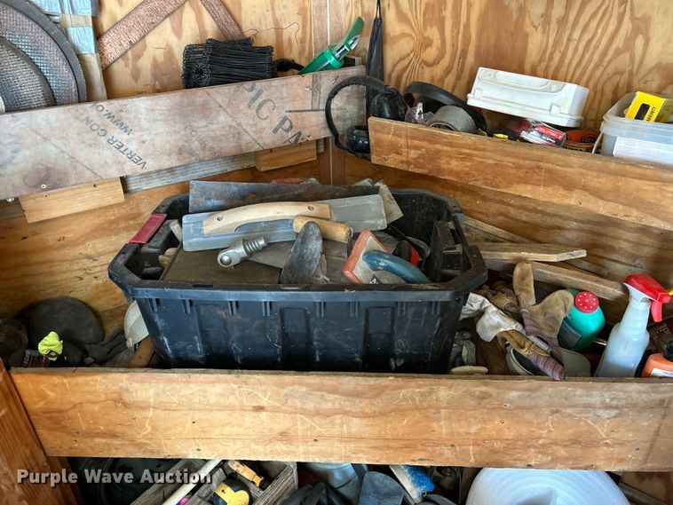 image for item NL9429 Concrete equipment