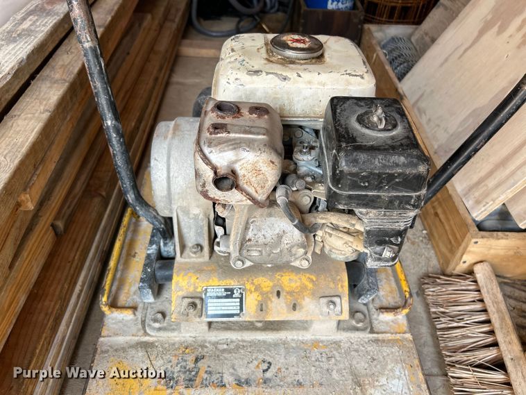 image for item NL9429 Concrete equipment