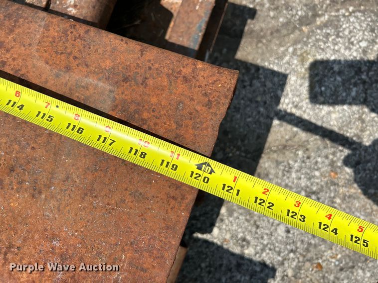 image for item NL9429 Concrete equipment