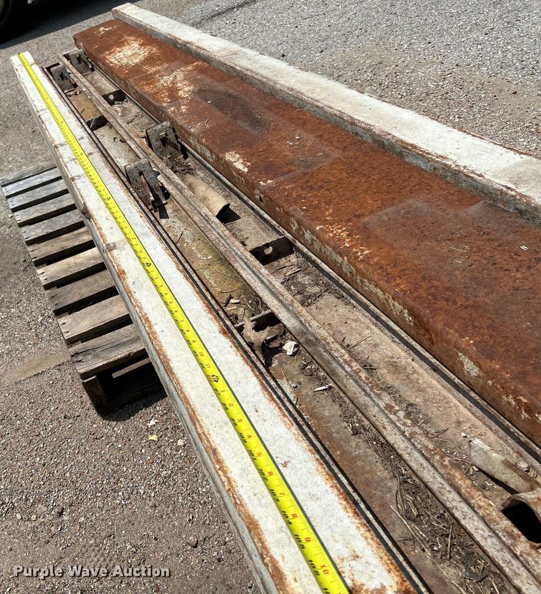 image for item NL9429 Concrete equipment