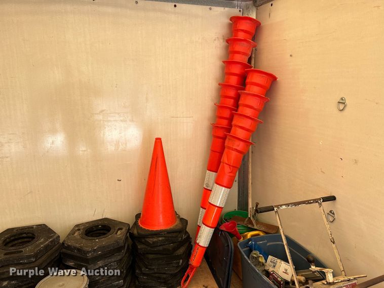 image for item NL9429 Concrete equipment