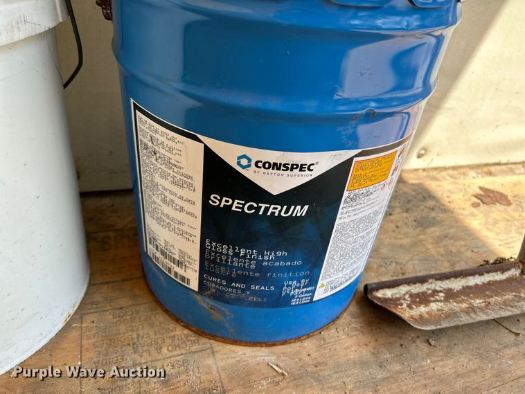 image for item NL9429 Concrete equipment