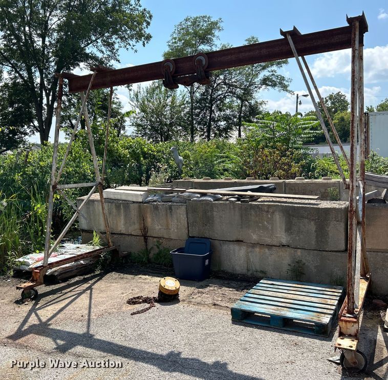 image for item NL9431 A-frame hoist