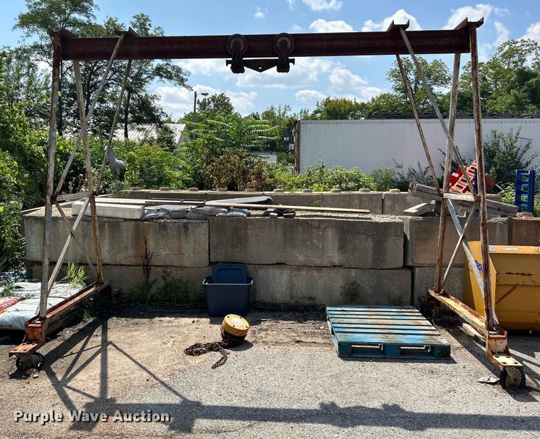 image for item NL9431 A-frame hoist