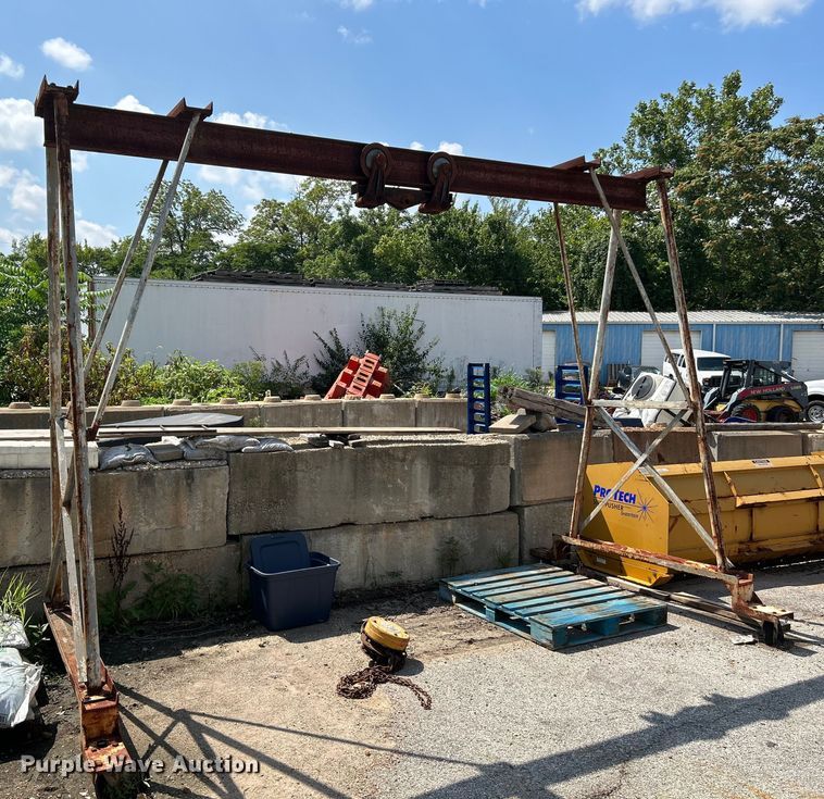 image for item NL9431 A-frame hoist