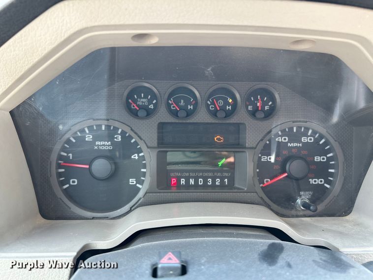 image for item NL9466 2008 Ford F450 Super Duty XLT  truck cab and chassis