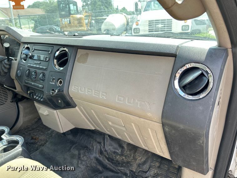 image for item NL9466 2008 Ford F450 Super Duty XLT  truck cab and chassis