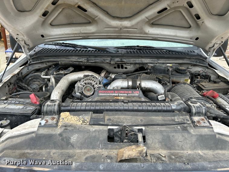 image for item NL9477 2004 Ford F550 Super Duty XL  flatbed truck