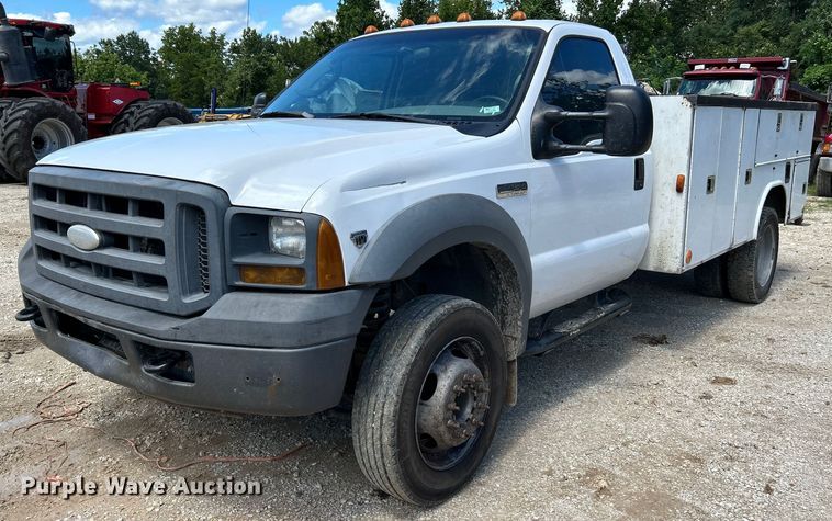 image for item NL9485 2005  Ford F450 Super Duty XL  utility / service truck